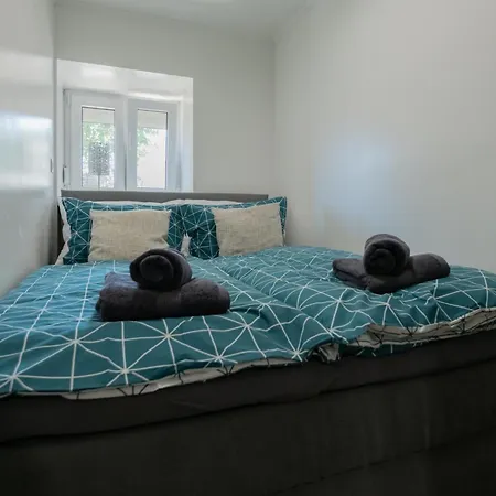 Apartment Erwin With Heated Pool Imotski