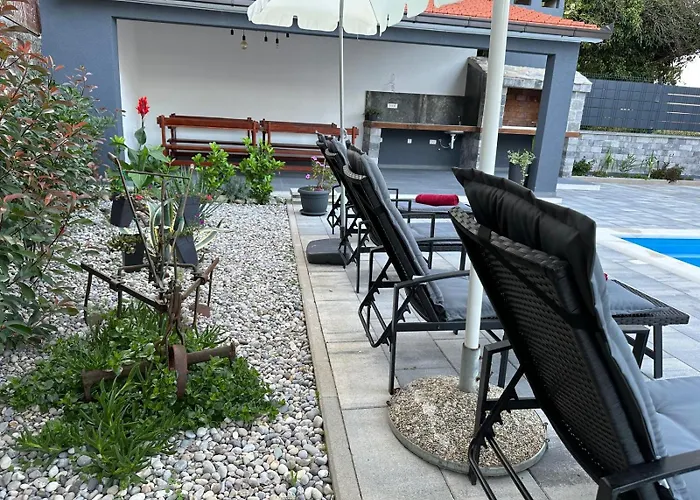 Apartment Erwin With Heated Pool
