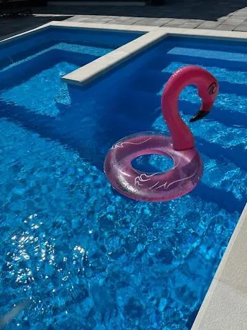 Erwin With Heated Pool * Imotski