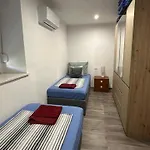 Apartman Erwin With Heated Pool Imotski