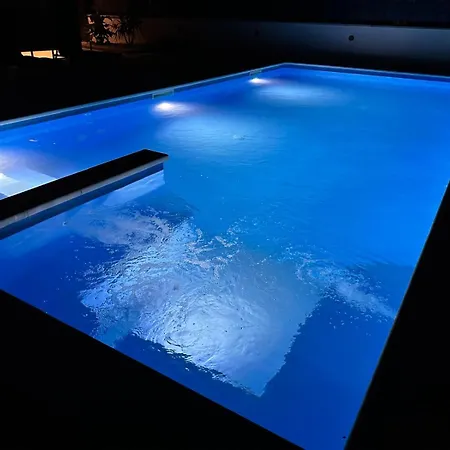 Erwin With Heated Pool * אימוטסקי