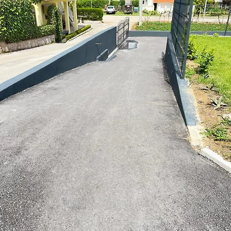 Lejlighed Erwin With Heated Pool