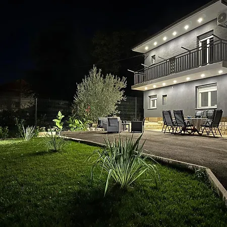 Erwin With Heated Pool