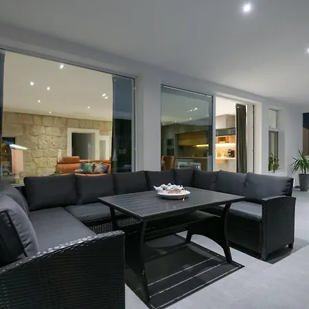 Erwin With Heated Pool *