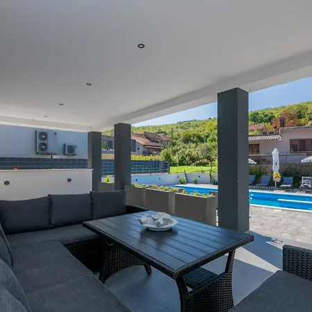 Erwin With Heated Pool