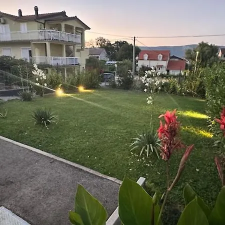 Appartamento Erwin With Heated Pool