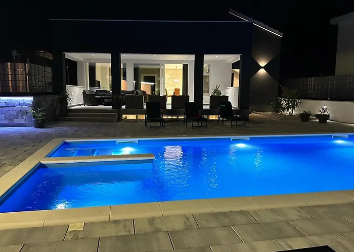 Erwin With Heated Pool *