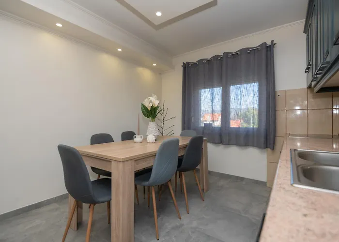 Apartamento Erwin With Heated Pool *